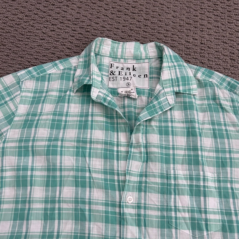 Frank & Eileen Relaxed Button-Up Shirt
Mint Green Plaid
Woven In Italy
Small - Picture 8 of 12